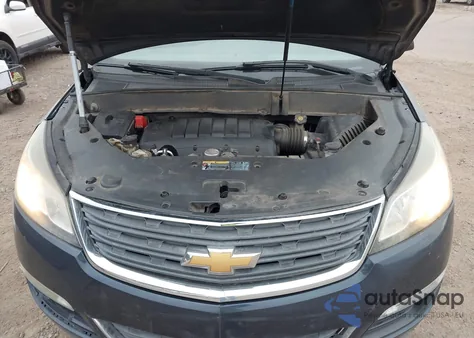 2017 Chevrolet Traverse Ls z USA, uszkodzony, nr VIN 1GNKRFED7HJ199901